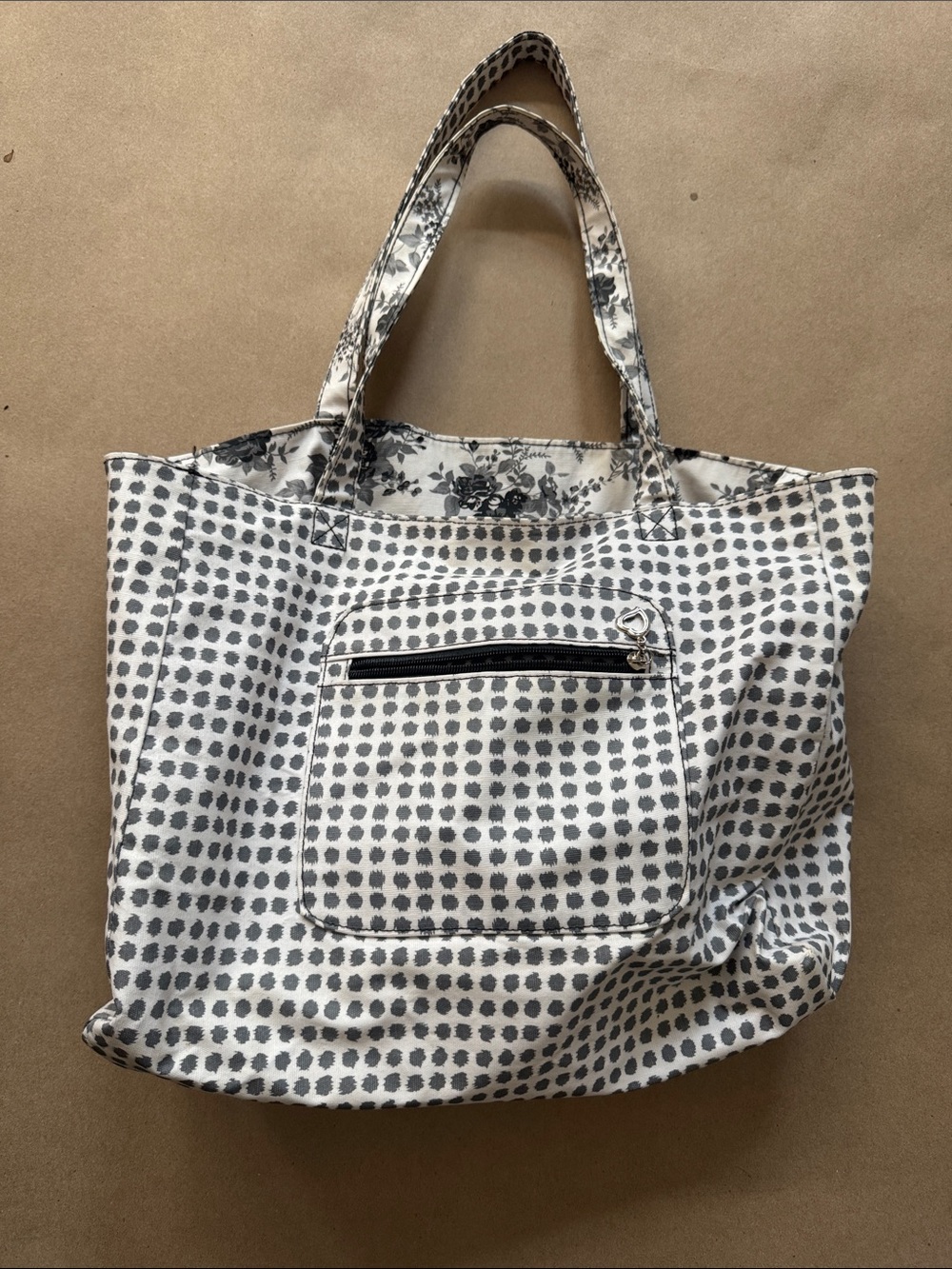 Bella Russo Canvas Dot Print Tote Bag in Gray and White